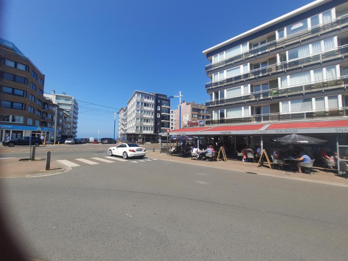 Zeezicht Sibeac Koksijde Apartment ภายนอก รูปภาพ