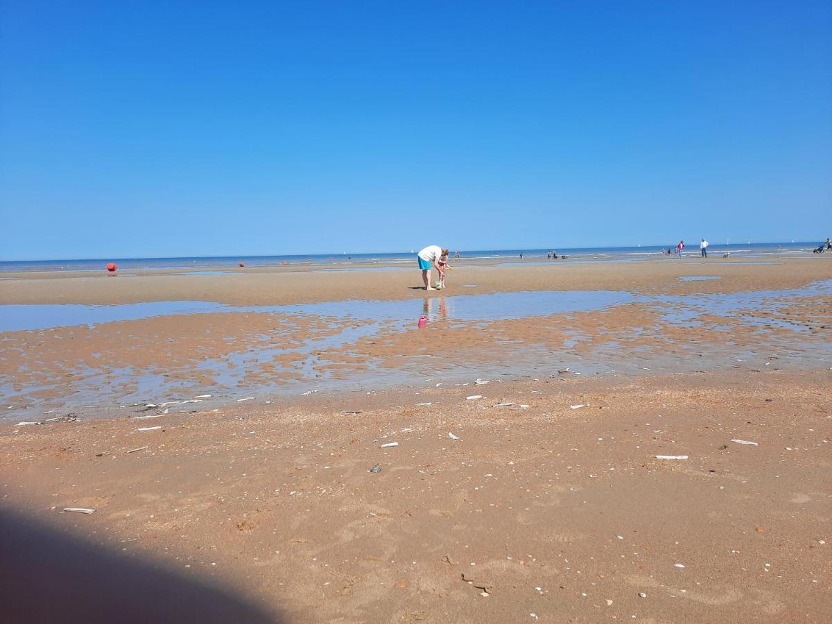 Zeezicht Sibeac Koksijde Apartment ภายนอก รูปภาพ